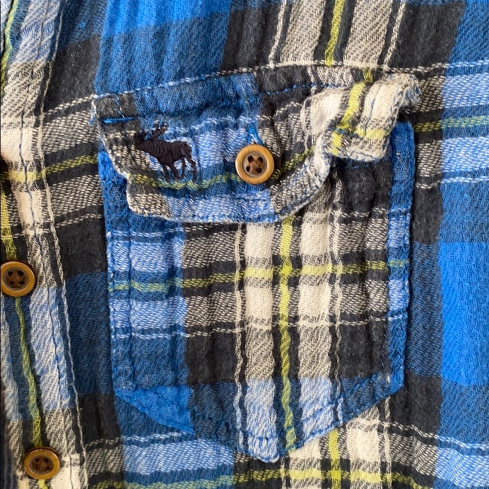 A&F Button Down - Picture 4 of 7